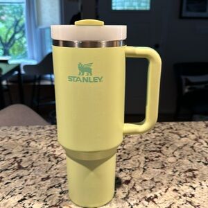 Green 40oz Stanley